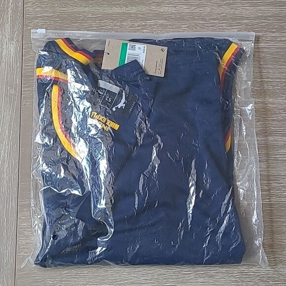 Nike #22 Caitlin Clark Indiana Fever Basketball Jersey XL NWT in pkg - Picture 8 of 8